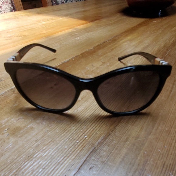 burberry women's cat eye sunglasses